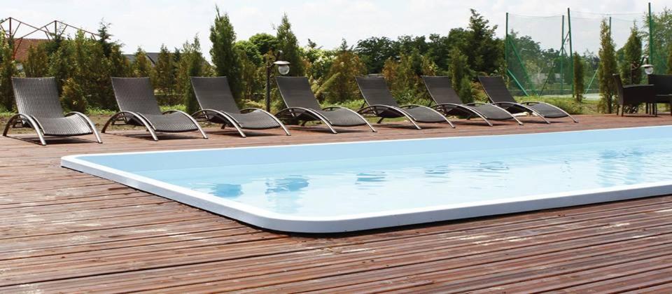 Club Insieme Grand Resort Potlogi Extérieur photo