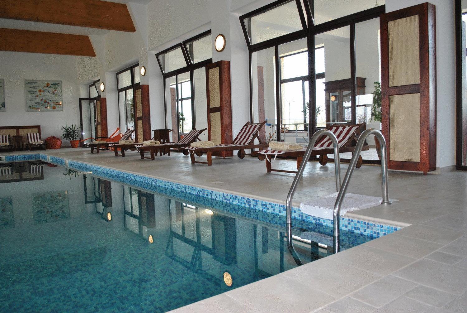 Club Insieme Grand Resort Potlogi Extérieur photo