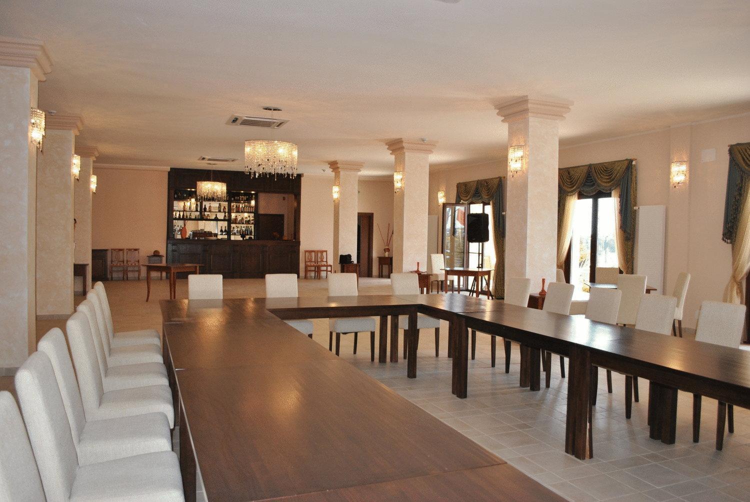 Club Insieme Grand Resort Potlogi Extérieur photo